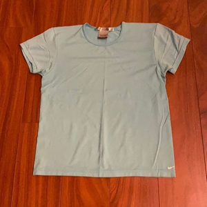 Nike Short Sleeve Women’s Shirt